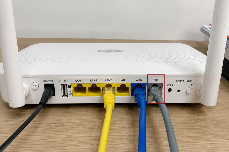 cổng stb trên modem fpt là gì